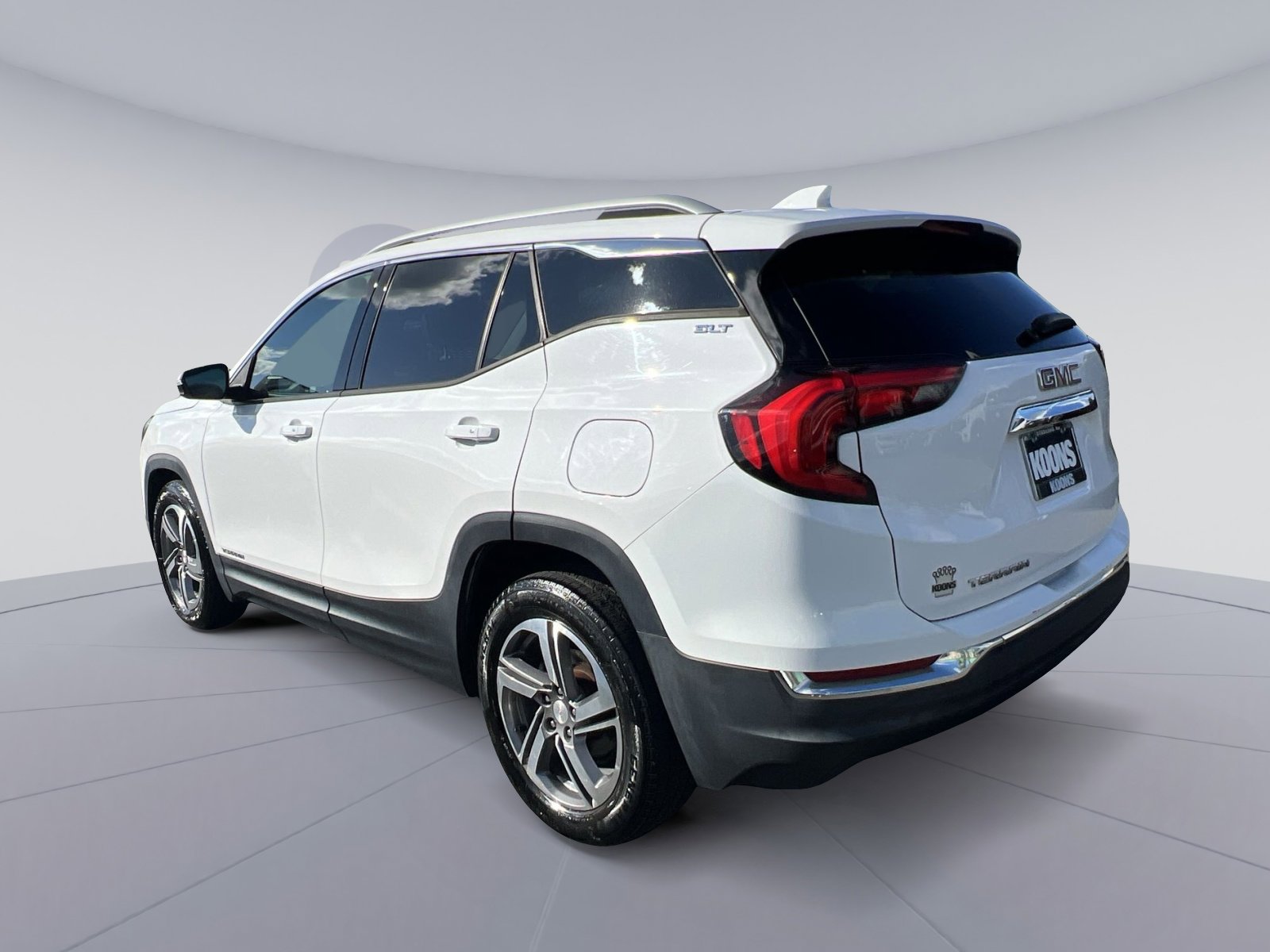 Used 2018 GMC Terrain SLT w/ Preferred Package FWD image 8