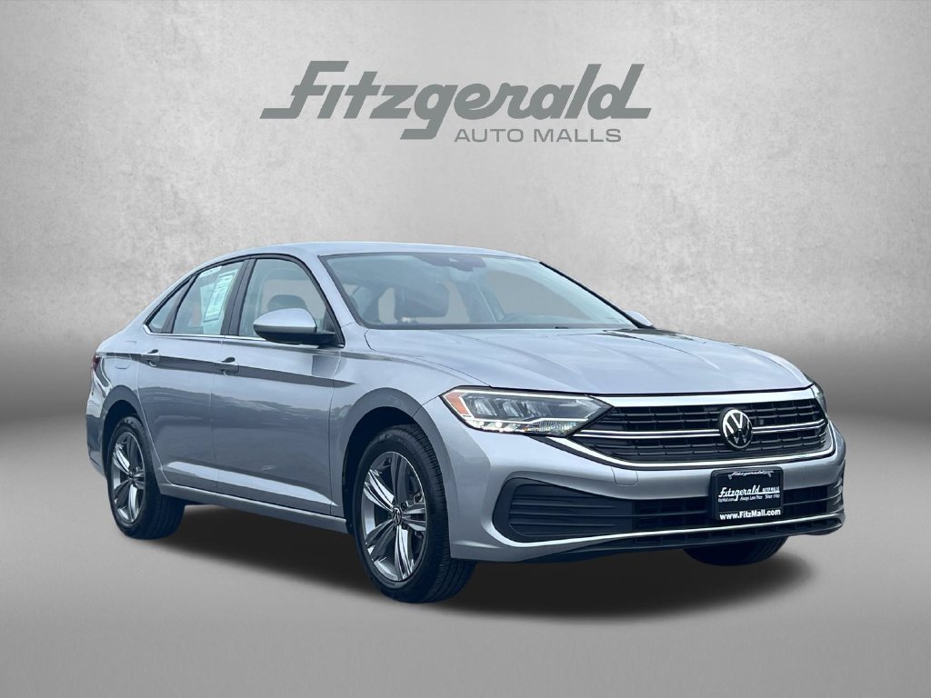 Used 2024 Volkswagen Jetta SE