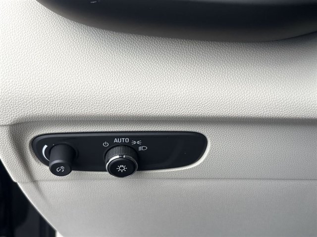 Certified 2023 Buick Envision Essence AWD/4WD image 17