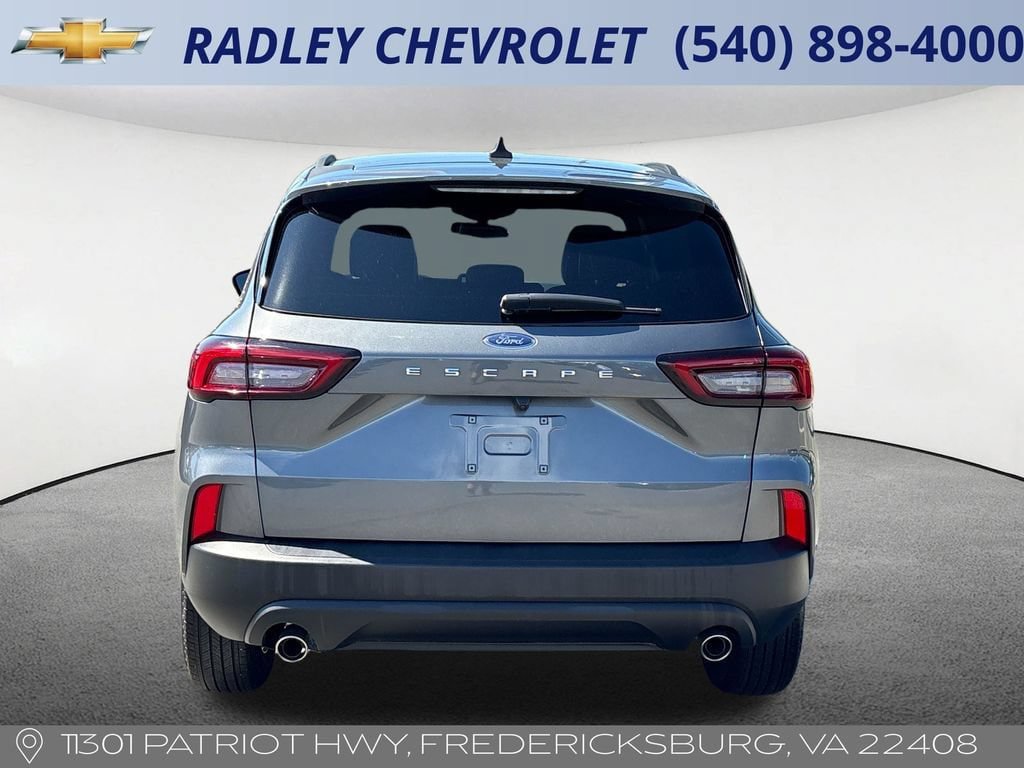 Used 2025 Ford Escape ST-Line FWD image 17