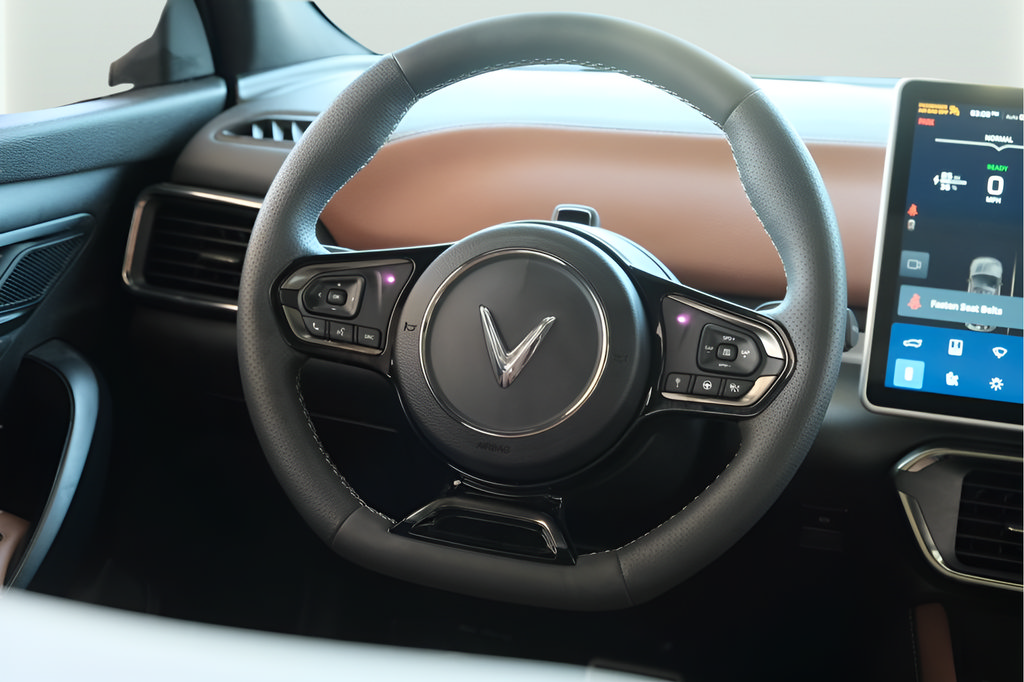 New 2025 VinFast VF 8 Plus AWD/4WD image 8