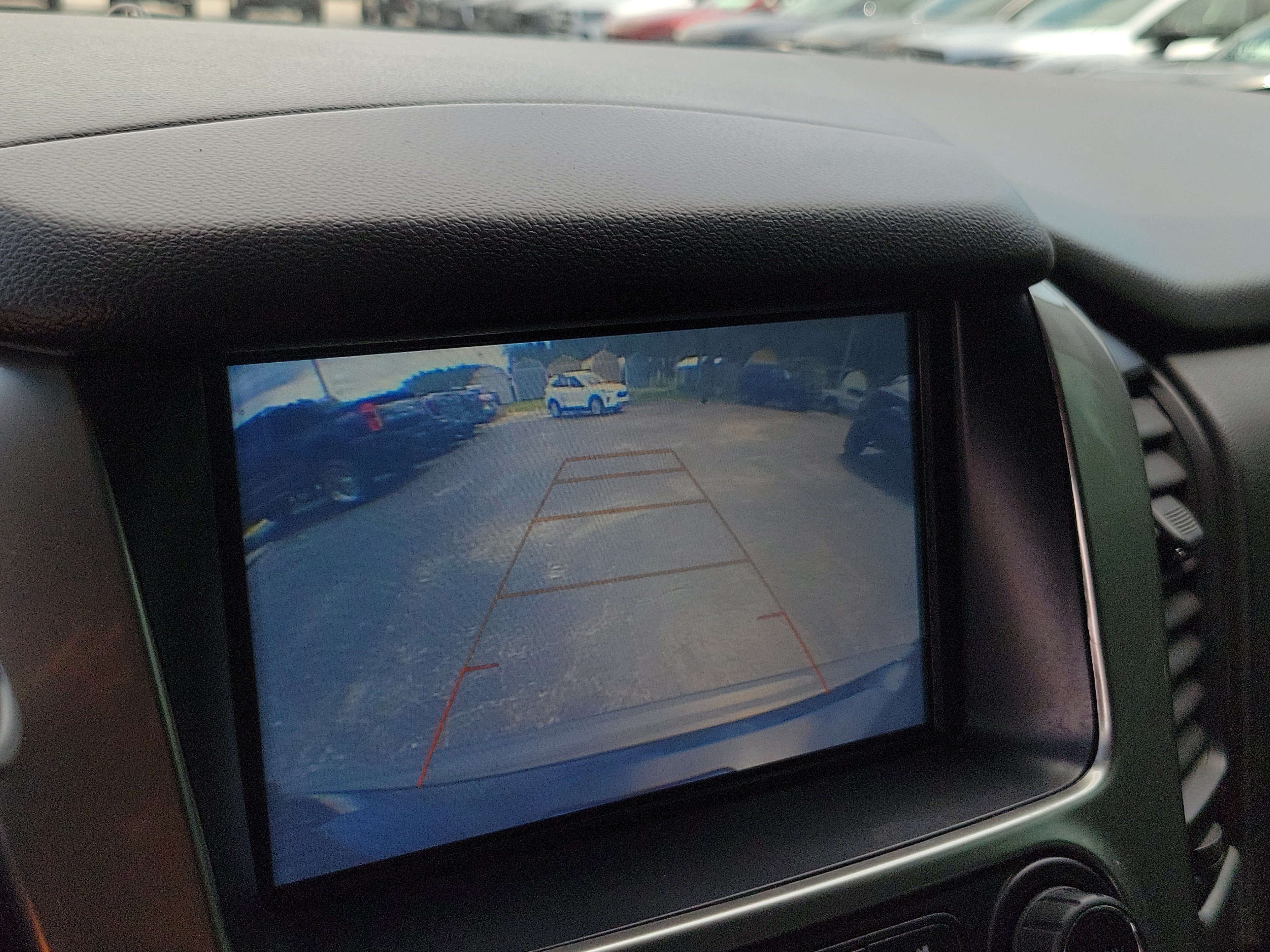 Used 2020 Chevrolet Tahoe LT RWD image 11