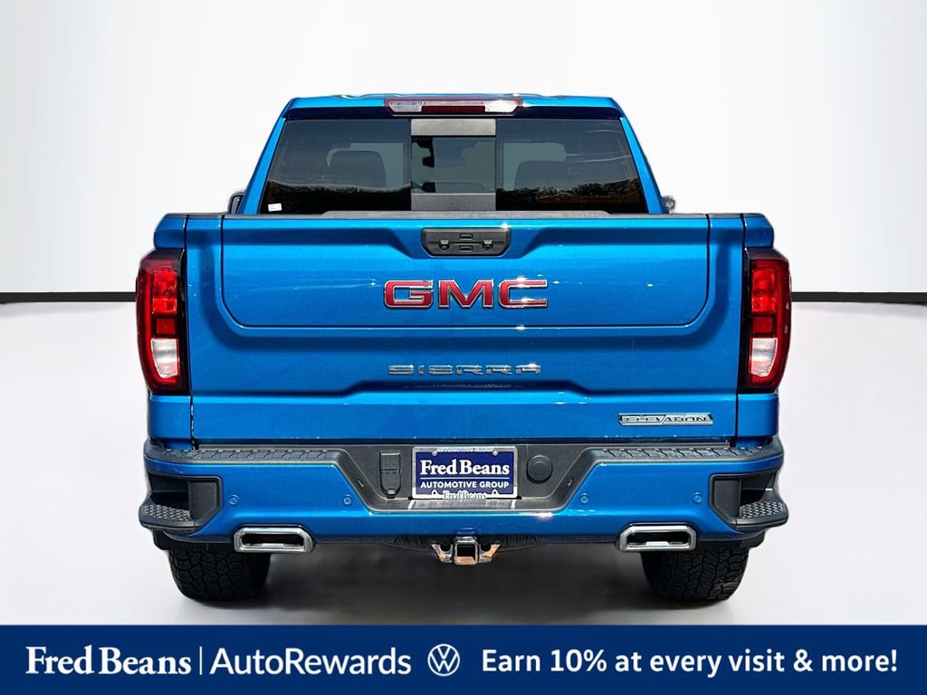 Used 2022 GMC Sierra 1500 Elevation w/ Elevation Premium Package AWD/4WD image 7