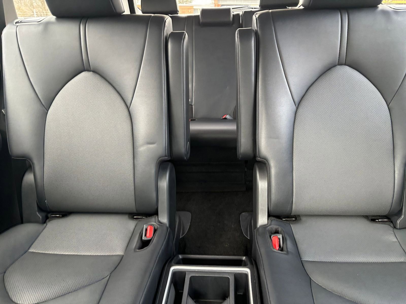 Used 2025 Toyota Grand Highlander FWD image 39