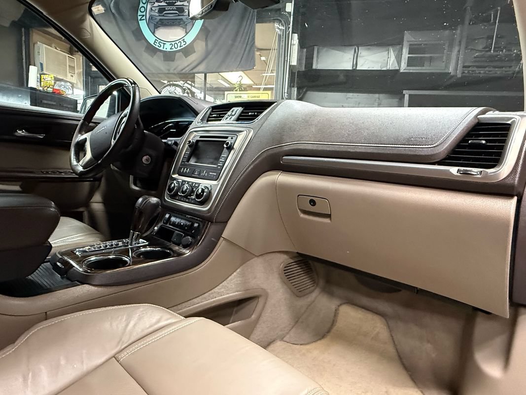 Used 2015 GMC Acadia Denali AWD/4WD image 23