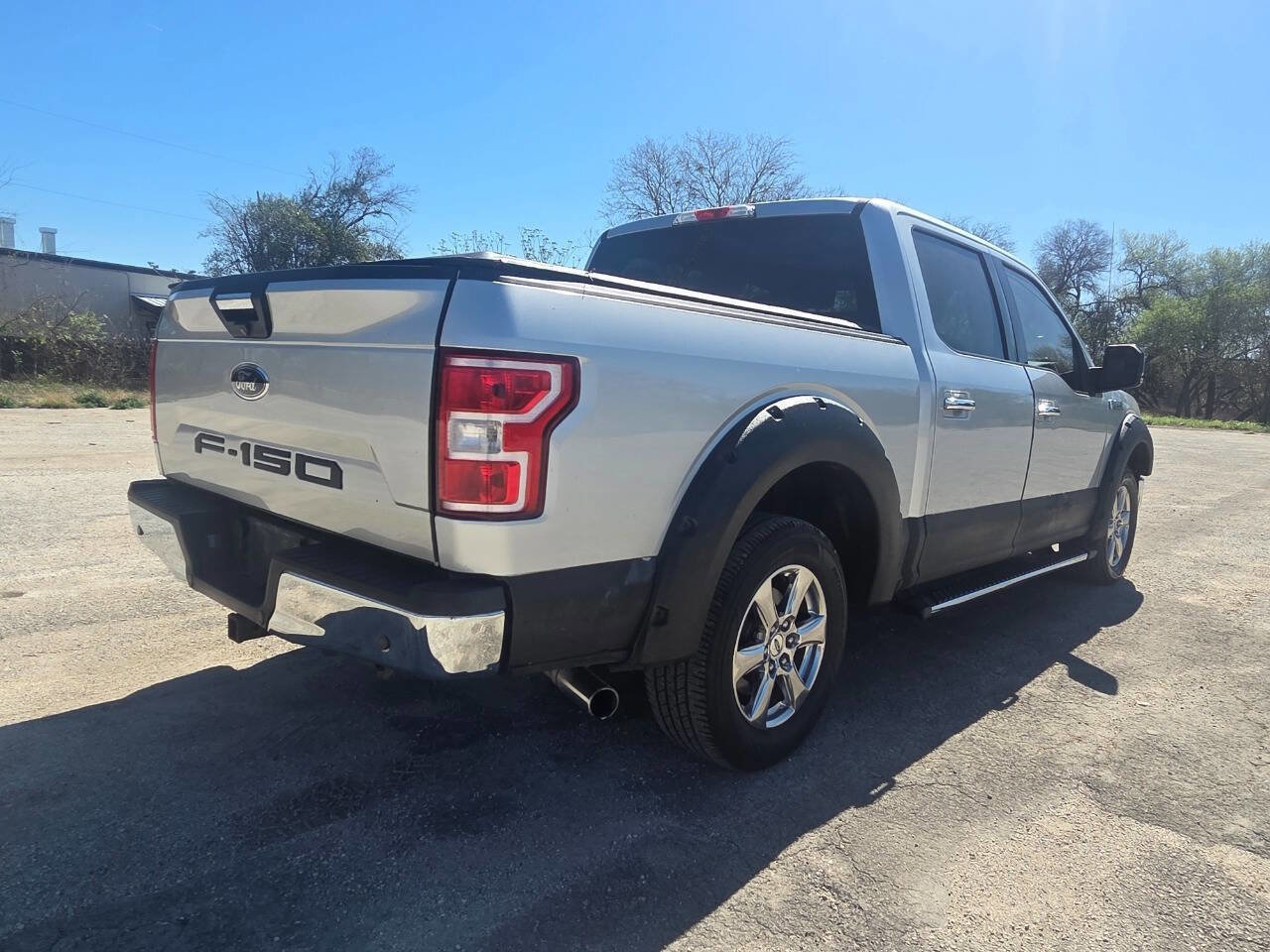 Used 2018 Ford F150 XLT w/ Equipment Group 302A Luxury image 6