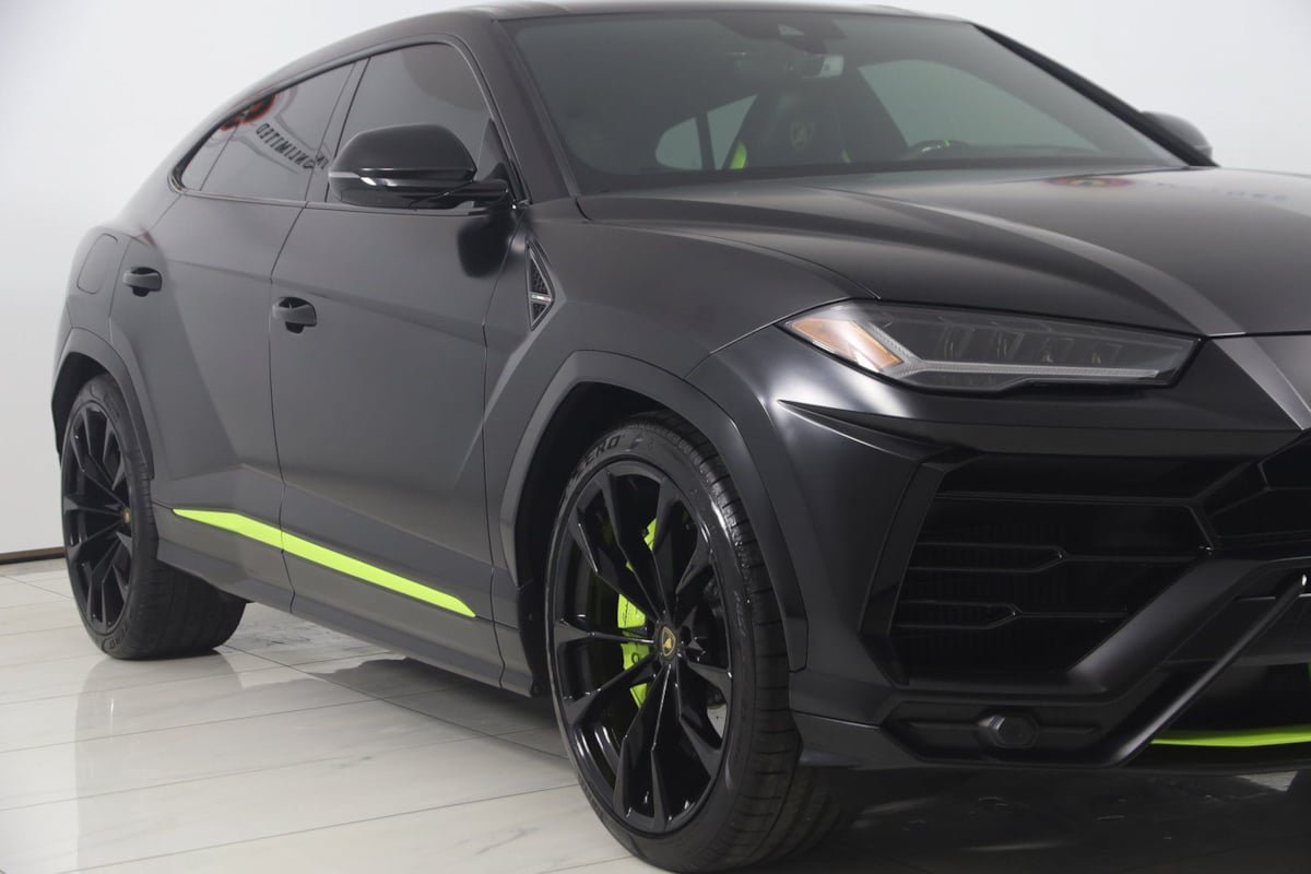 Used 2022 Lamborghini Urus AWD/4WD image 71