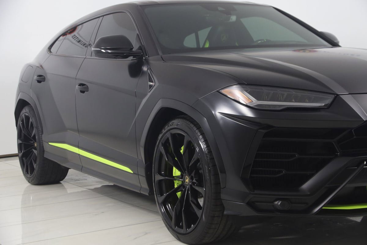 Used 2022 Lamborghini Urus AWD/4WD image 71