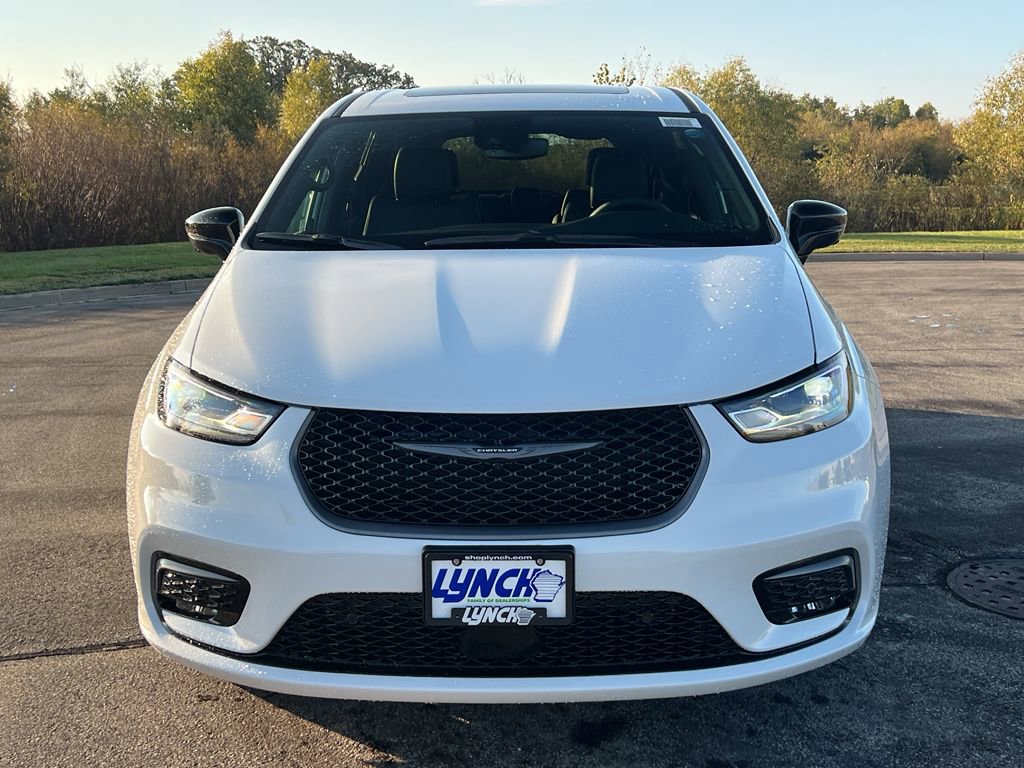 New 2026 Chrysler Pacifica Select image 43