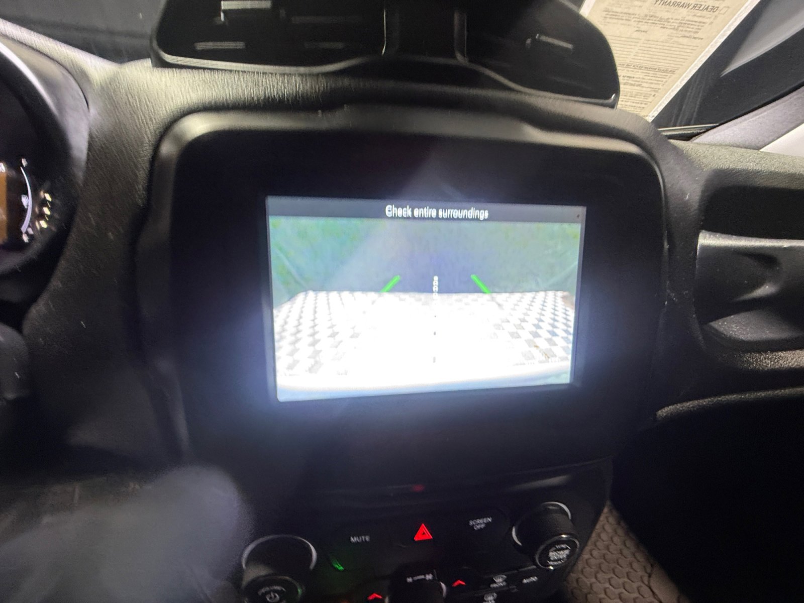 Used 2018 Jeep Renegade Altitude AWD/4WD image 29