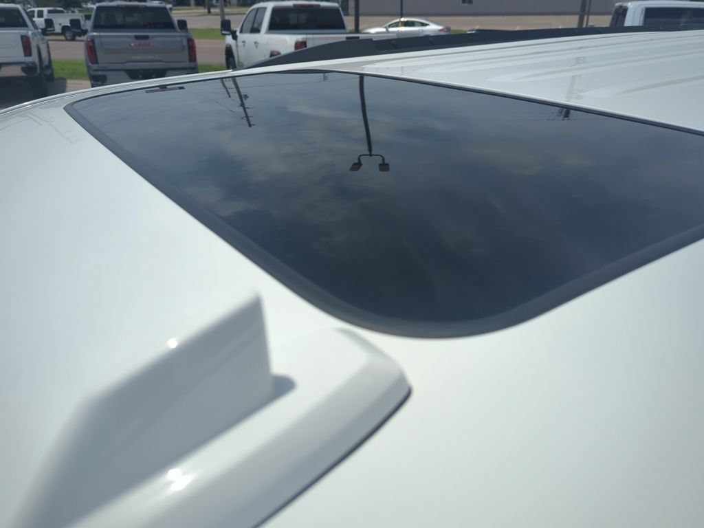 Used 2018 Chevrolet Tahoe LT AWD/4WD image 12