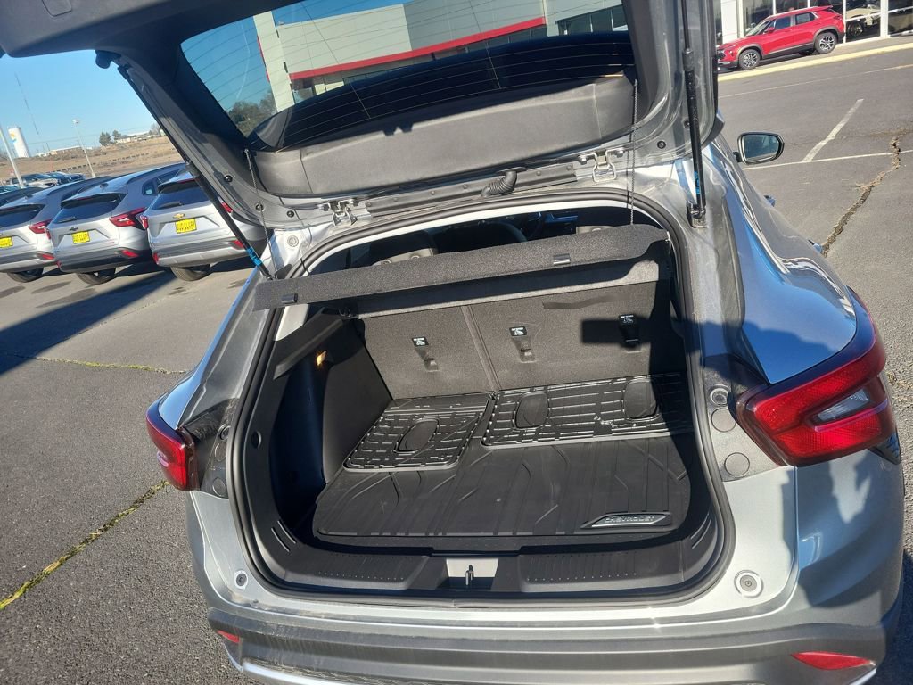 New 2025 Chevrolet Trax LT w/ LT Convenience Package image 23