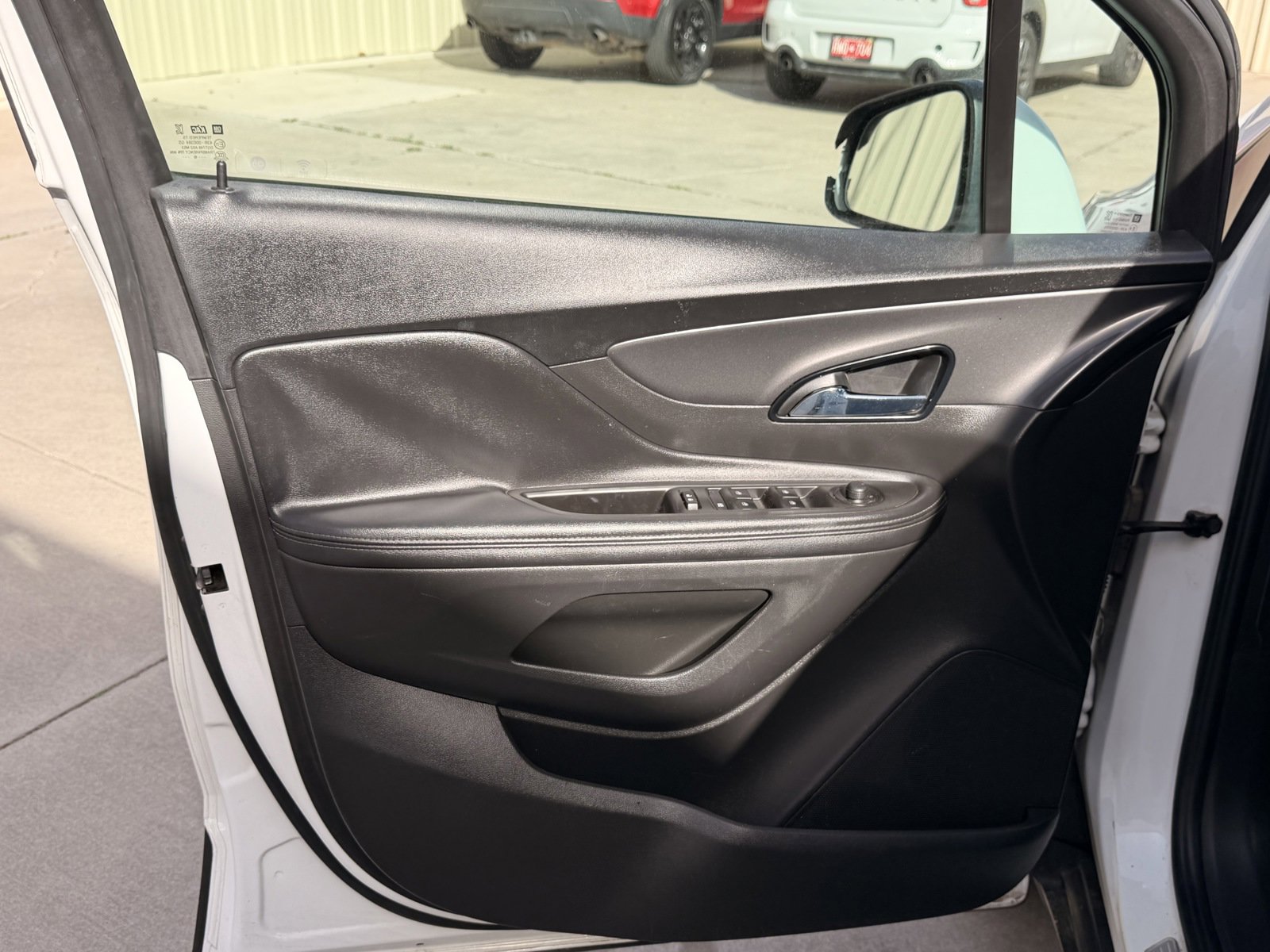 Used 2020 Buick Encore Preferred FWD image 17