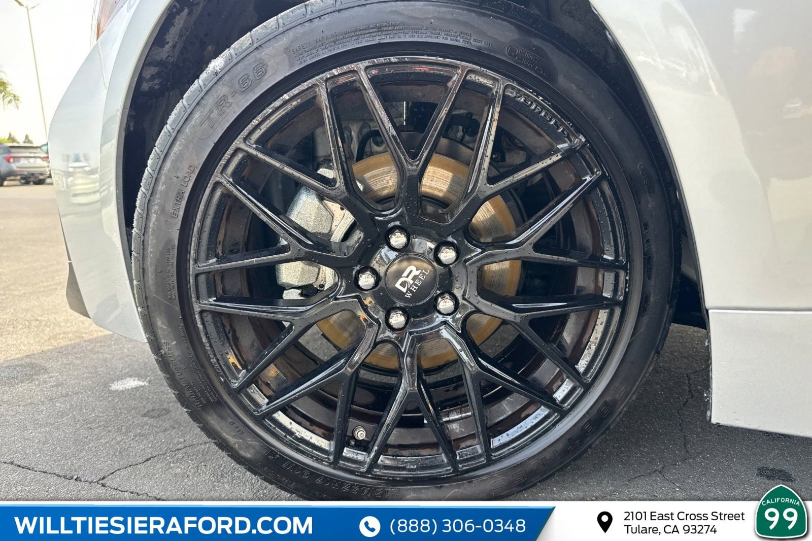 Used 2025 Toyota Corolla SE image 7