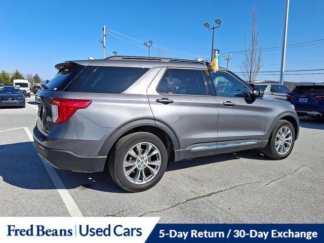 Used 2022 Ford Explorer XLT w/ Equipment Group 202A AWD/4WD image 13