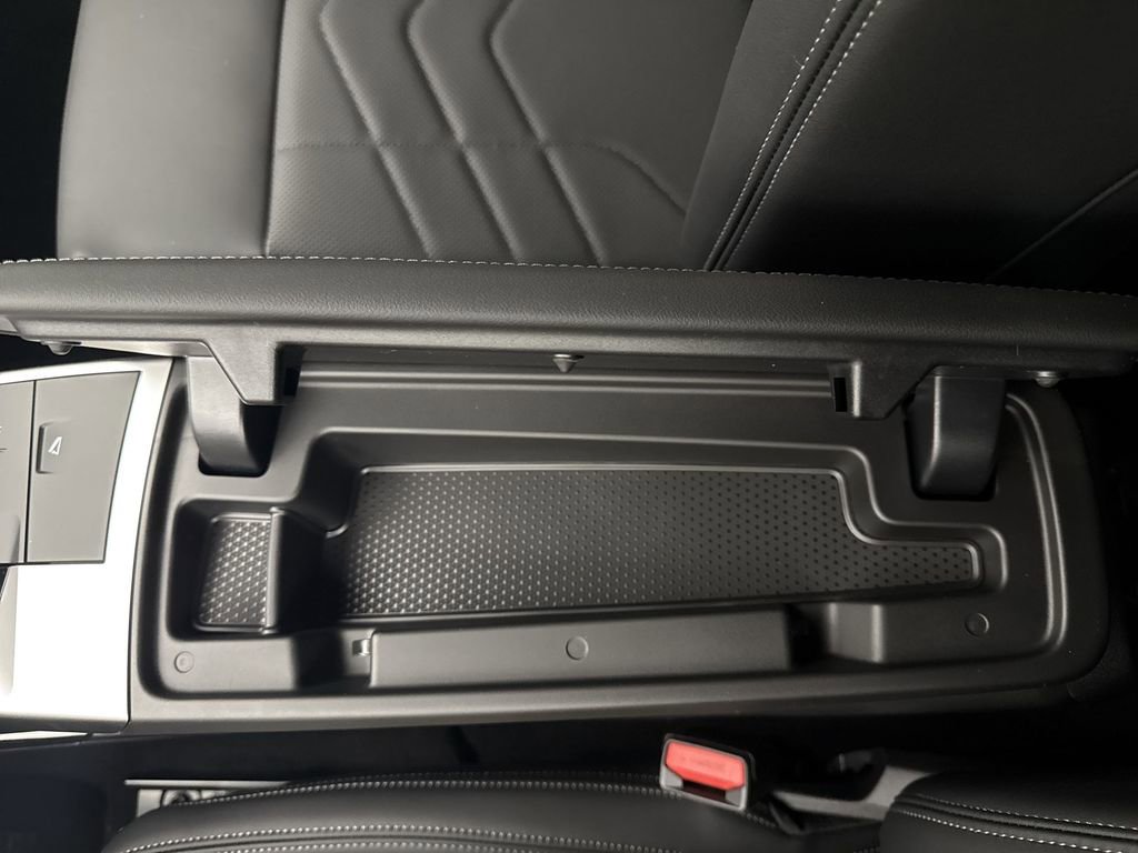 New 2026 BMW X2 xDrive28i w/ Convenience Package AWD/4WD image 22