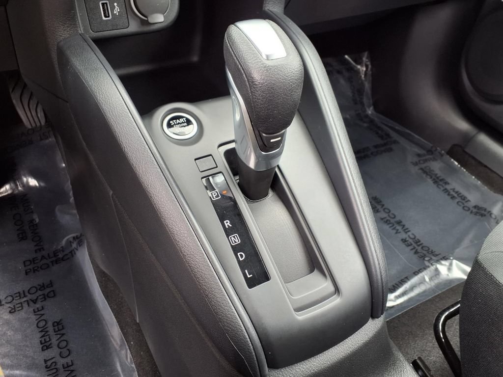Used 2025 Nissan Kicks Play S FWD image 10