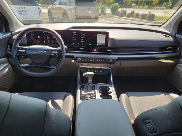 New 2027 Kia Carnival EX FWD image 22