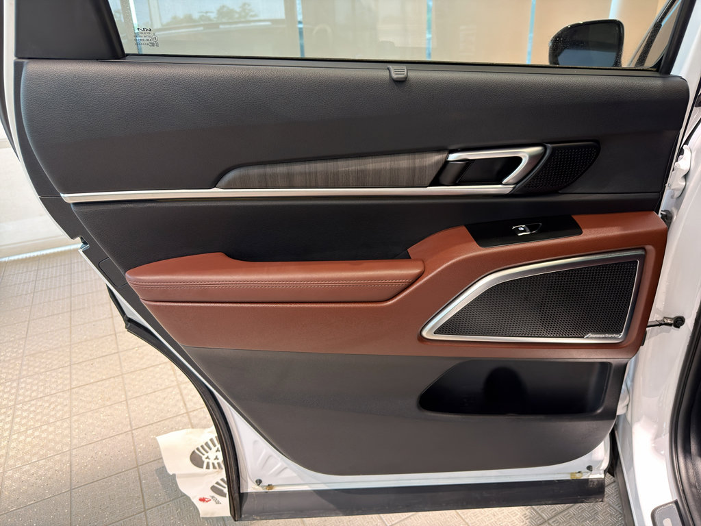 Used 2025 Kia Telluride SX FWD image 18