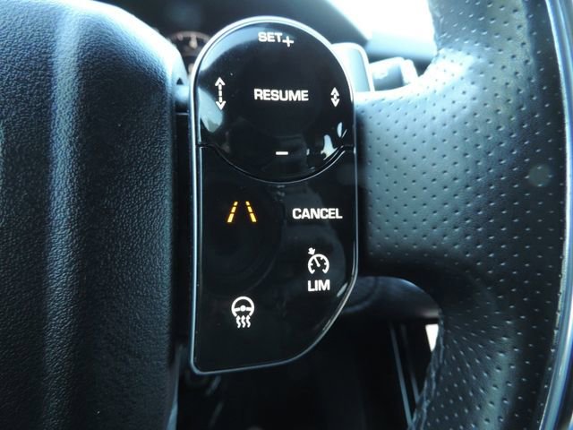 Used 2020 Land Rover Range Rover Velar R-Dynamic S image 31