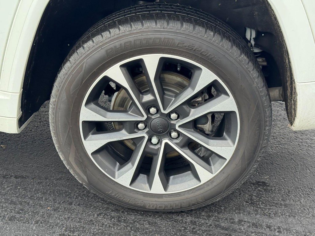 Used 2022 Jeep Grand Cherokee L Overland image 10