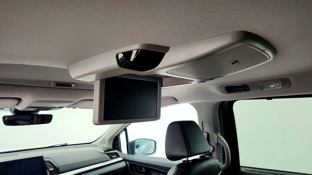 Used 2023 Honda Odyssey Touring image 23