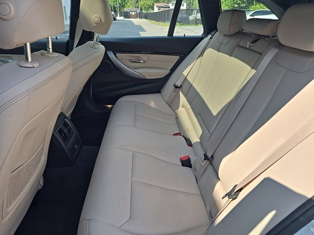 Used 2018 BMW 328d xDrive Wagon AWD/4WD image 22