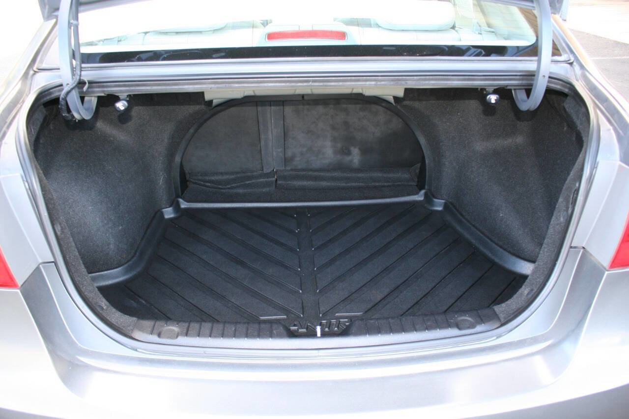 Used 2008 Hyundai Elantra GLS image 21