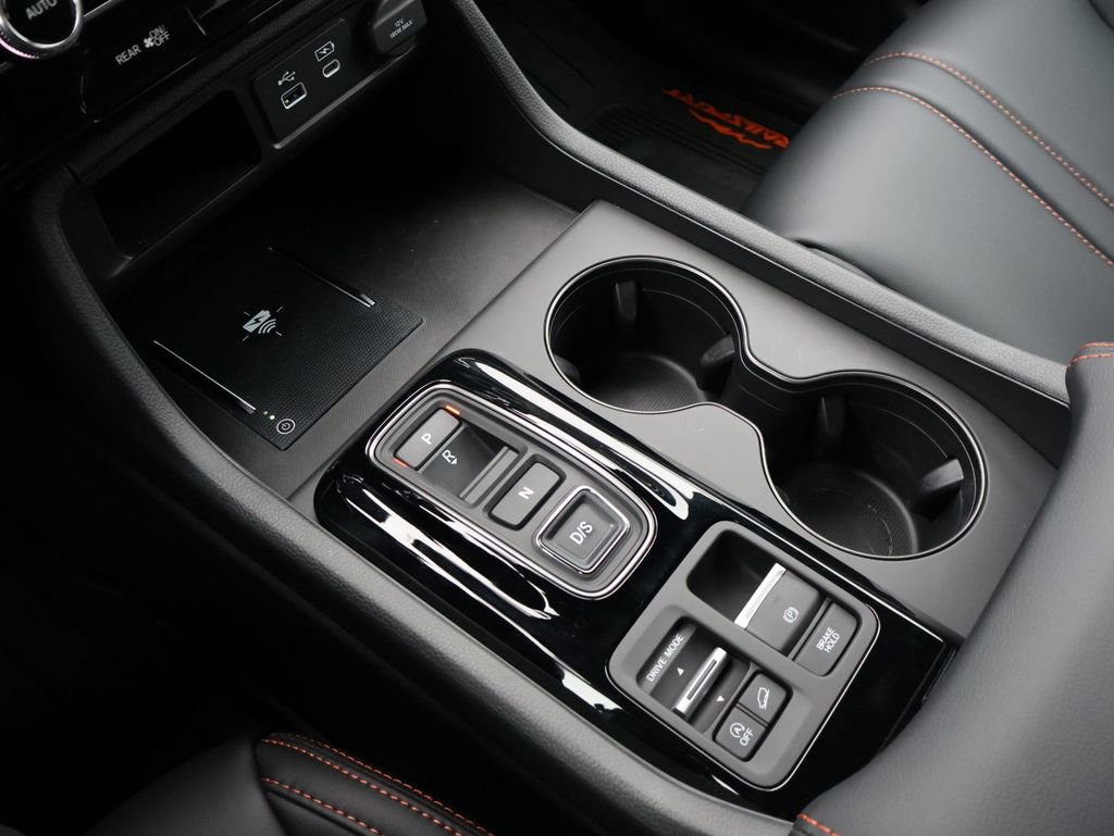 Certified 2025 Honda Pilot TrailSport image 25