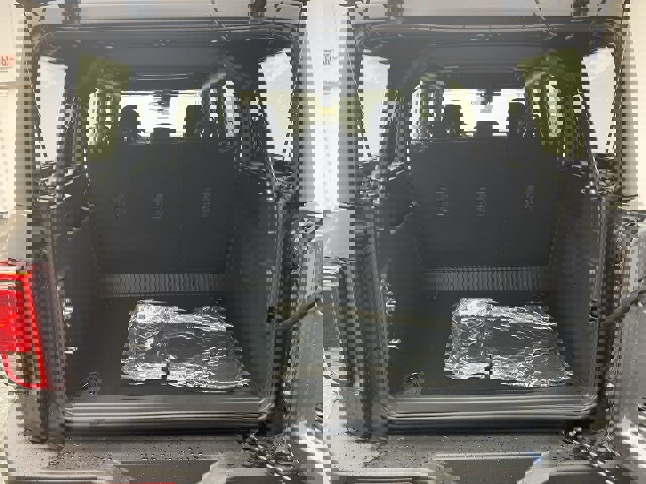 New 2025 Ford Bronco 4-Door image 24