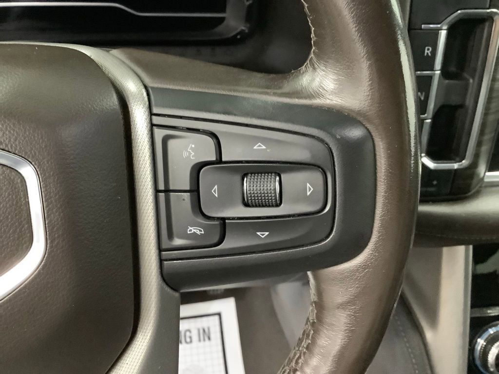 Used 2022 GMC Yukon XL Denali w/ Denali Premium Package AWD/4WD image 16