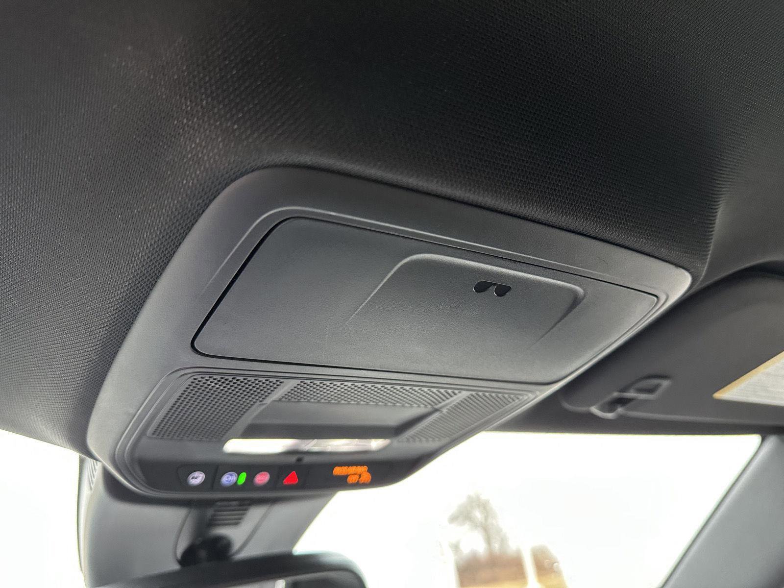 Used 2025 Buick Enclave Preferred image 35