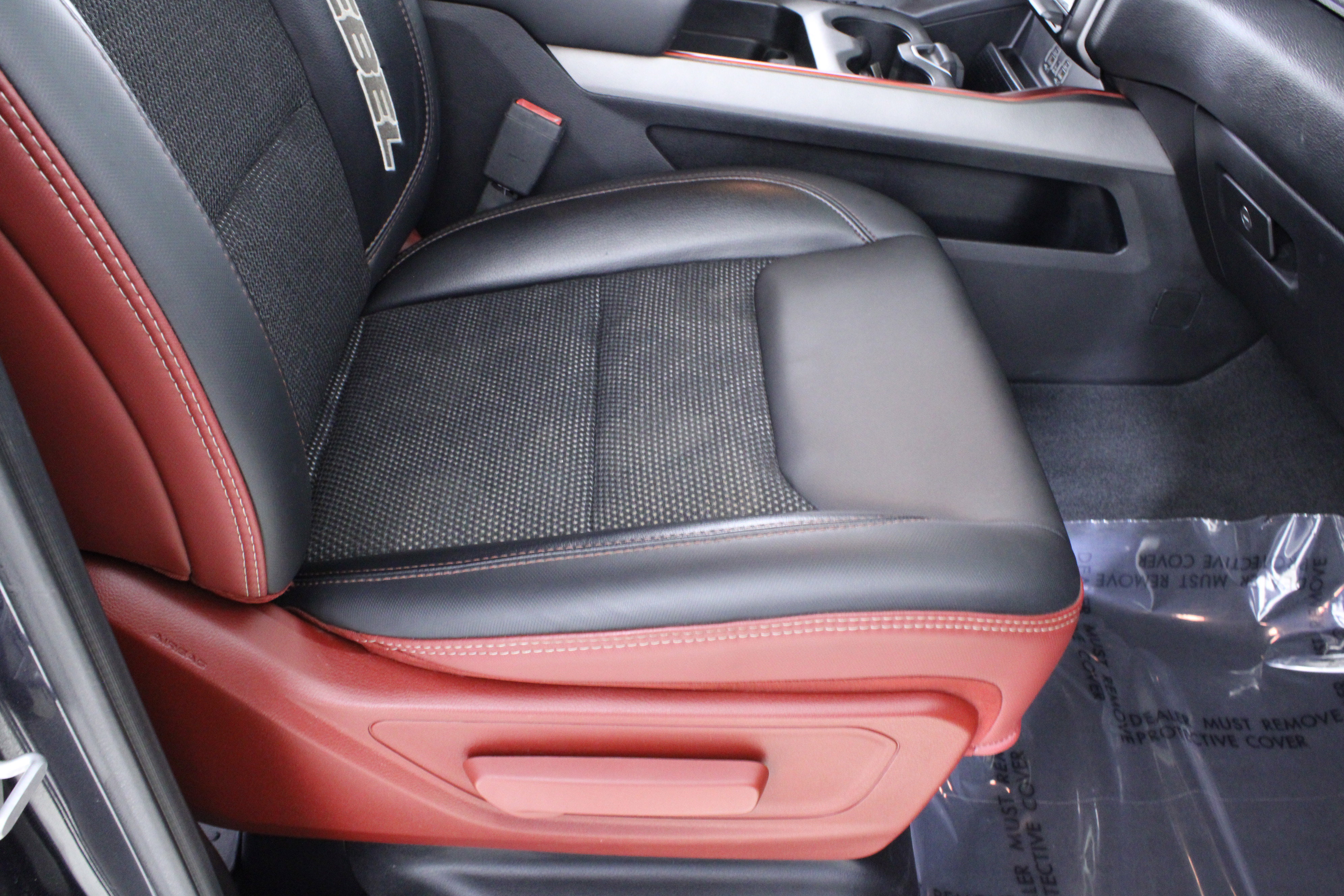 Used 2019 RAM 1500 Rebel image 15