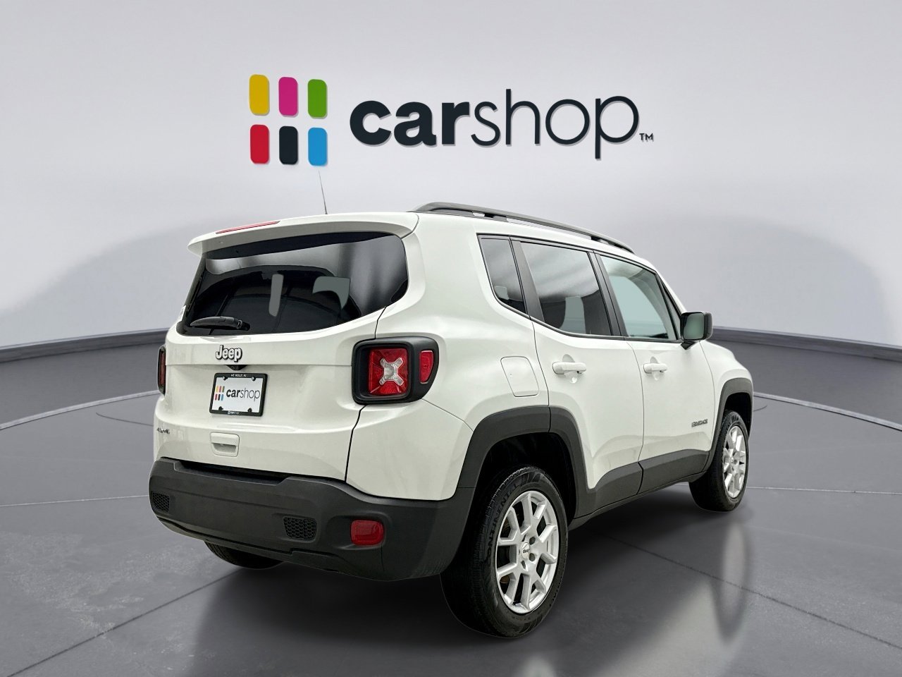 Used 2023 Jeep Renegade Latitude w/ Sun & Fun Group AWD/4WD image 5