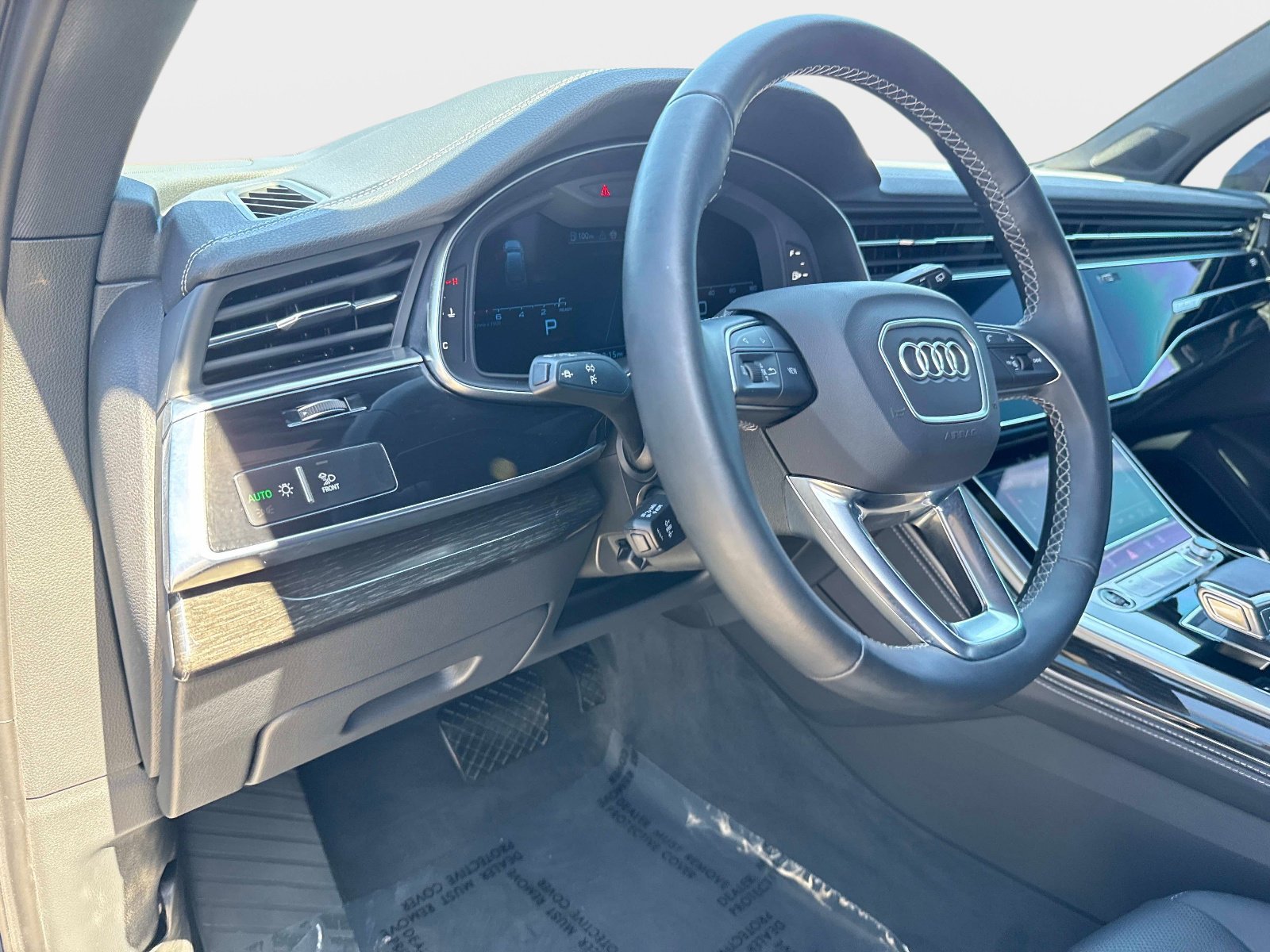 Used 2025 Audi Q7 3.0T Premium Plus image 19