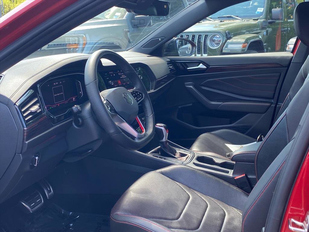 Certified 2024 Volkswagen Jetta GLI Autobahn FWD image 11