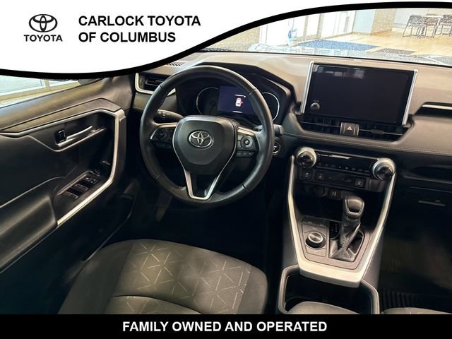 Used 2024 Toyota RAV4 XLE w/ Convenience Package image 18