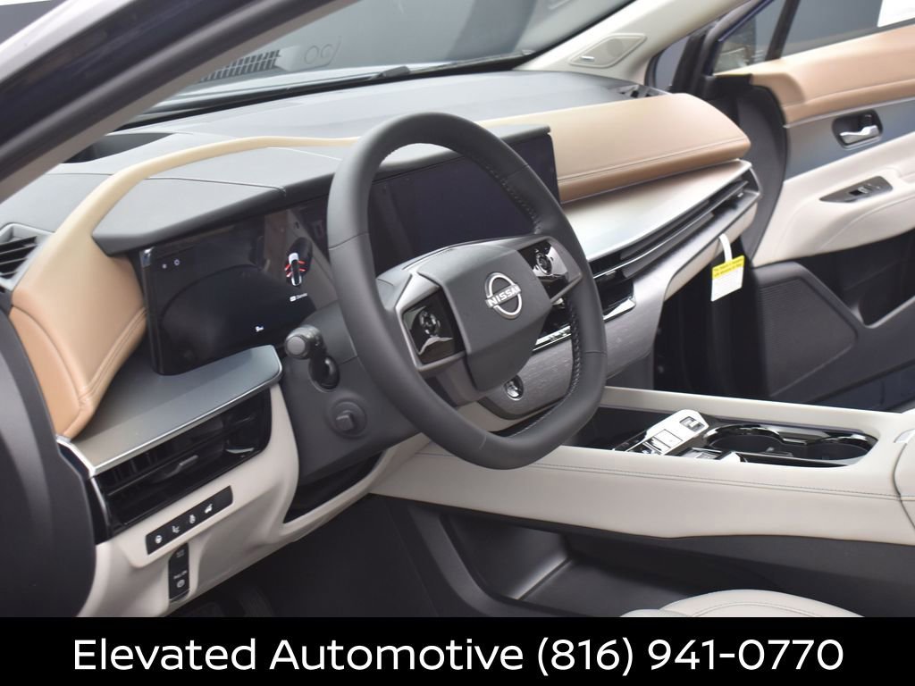 Certified 2025 Nissan Murano Platinum w/ Cargo Package image 7