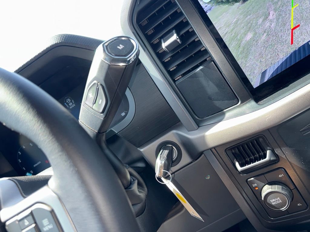 Used 2025 Ford F150 XLT w/ Equipment Group 301A Standard image 32