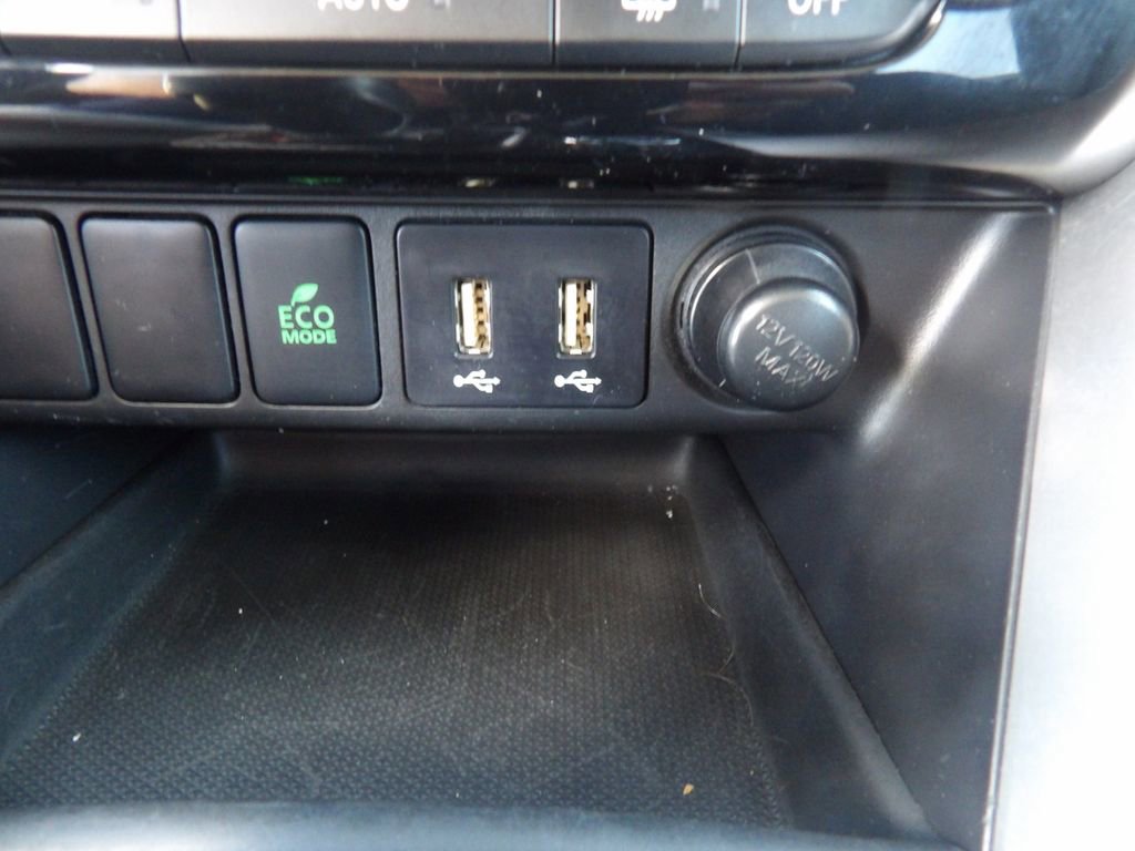 Used 2024 Mitsubishi Eclipse Cross LE image 20