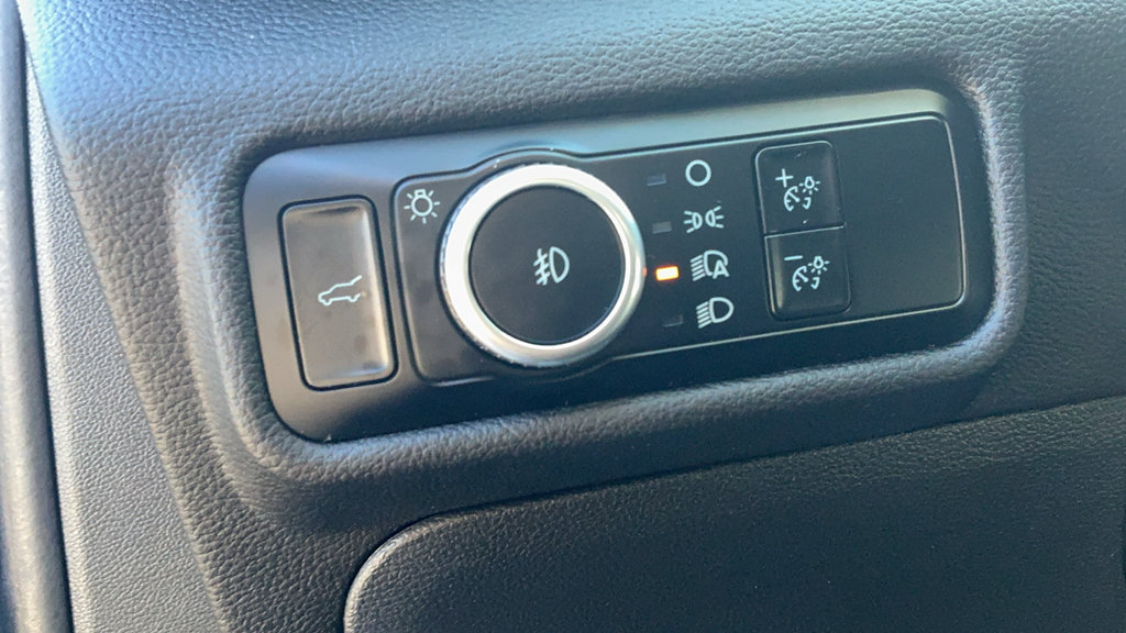 Certified 2023 Ford Explorer XLT RWD image 26