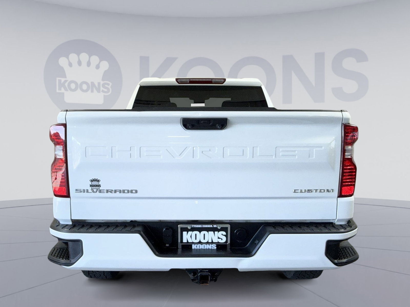 Used 2023 Chevrolet Silverado 1500 Custom AWD/4WD image 5