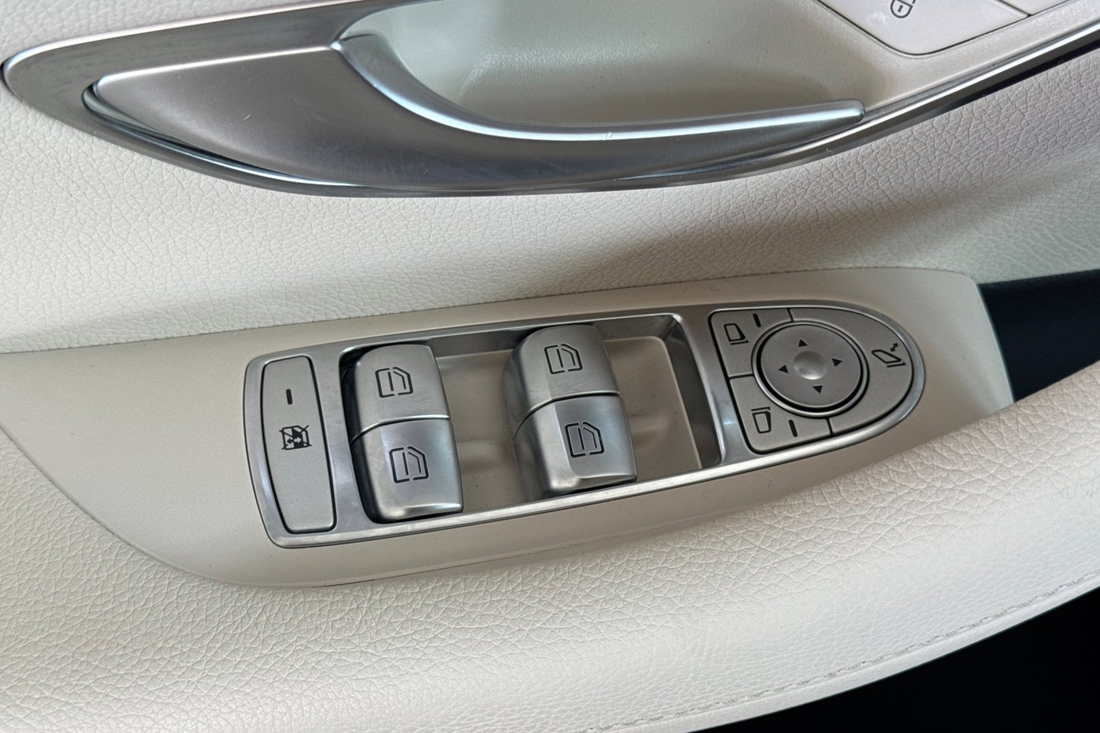 Certified 2023 Mercedes-Benz E 350 Sedan image 13