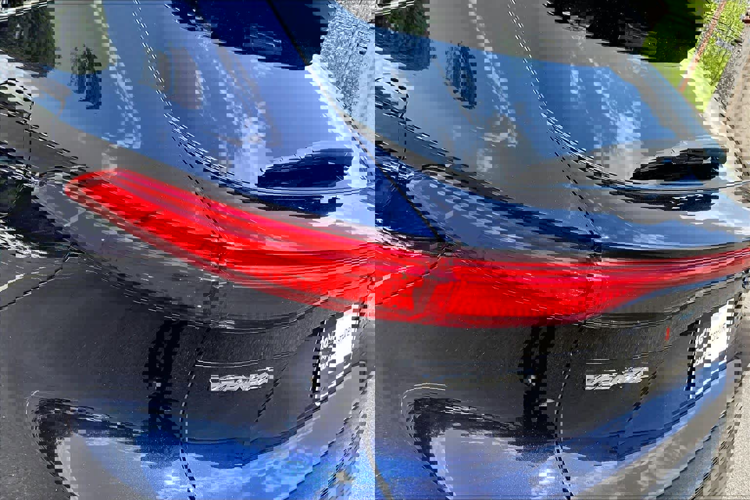 Certified 2021 Toyota Venza LE AWD/4WD image 28