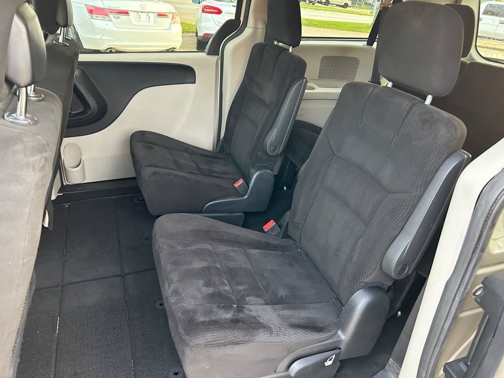 Used 2015 Dodge Grand Caravan SE w/ Quick Order Package 29E SE FWD image 10