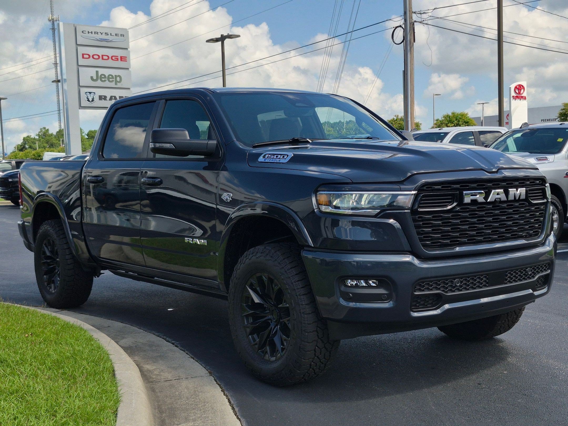 New 2026 RAM 1500 Big Horn AWD/4WD image 17