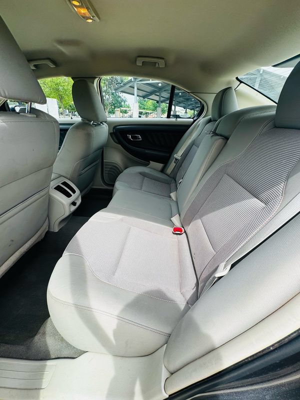 Used 2011 Ford Taurus SEL w/ 201A Rapid Spec Order Code FWD image 13