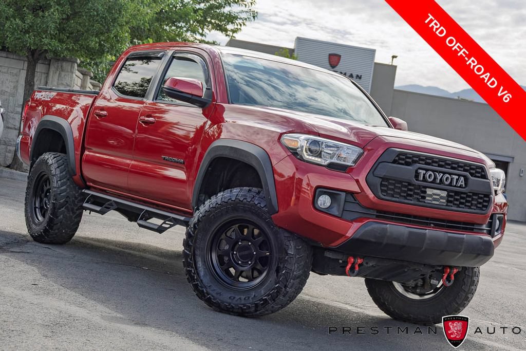 Used 2019 Toyota Tacoma TRD Off-Road AWD/4WD image 1