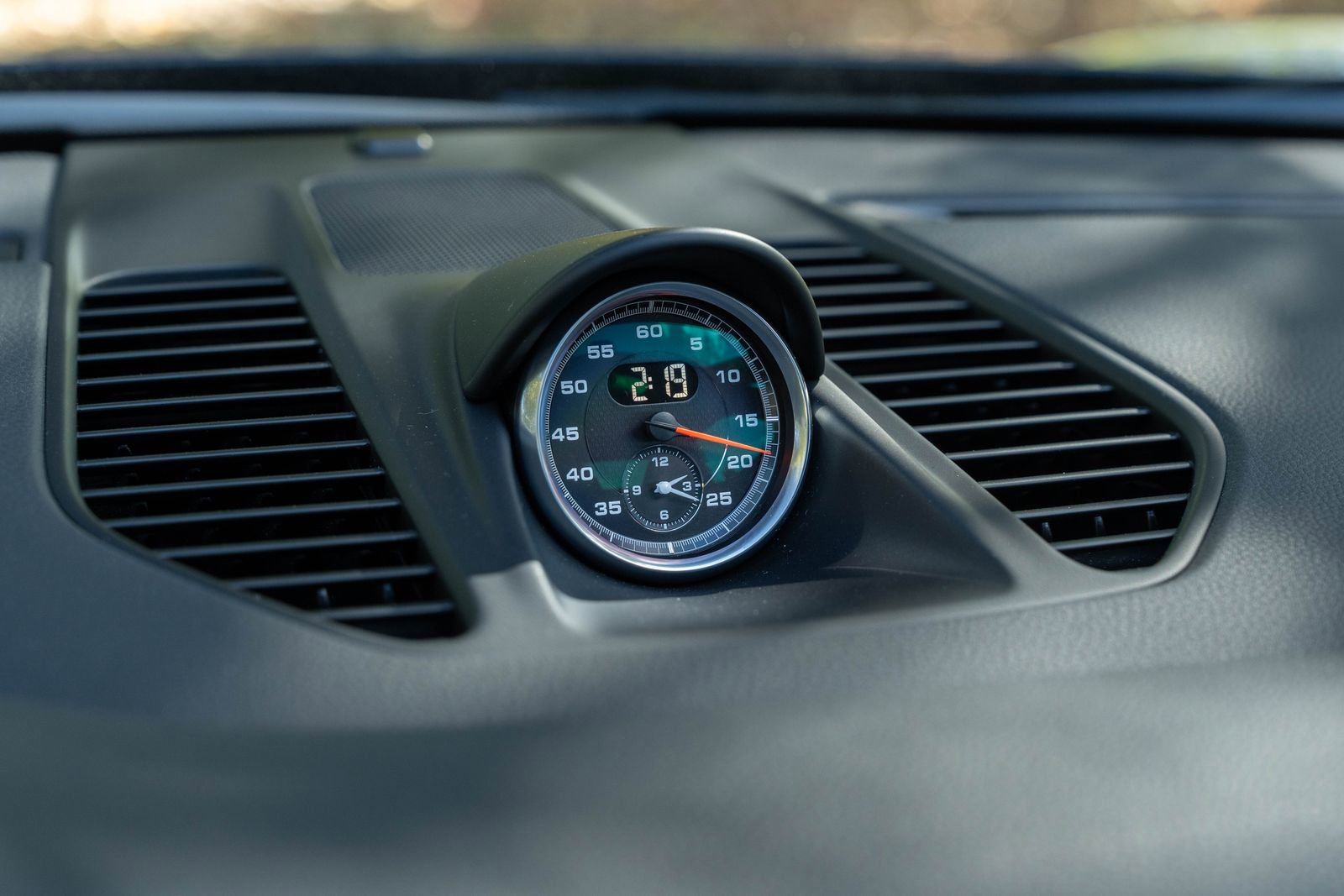 Used 2016 Porsche 911 Carrera S image 28