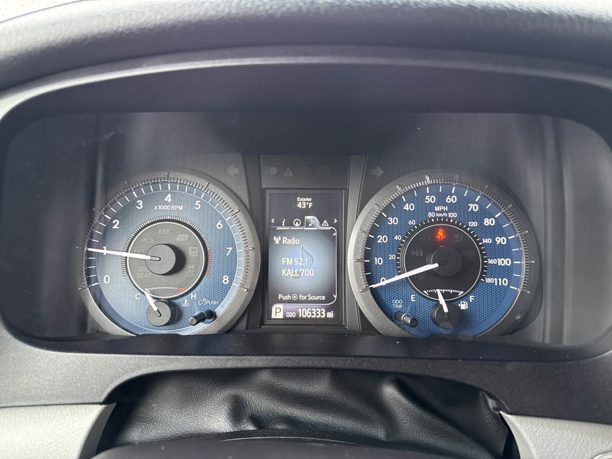 Used 2017 Toyota Sienna XLE Premium image 25